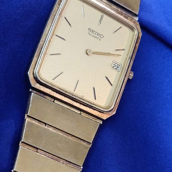 Seiko Vintage Tank 9029-5009 Men's Watch 28mm for Parts or Repair - Picture 8 of 8